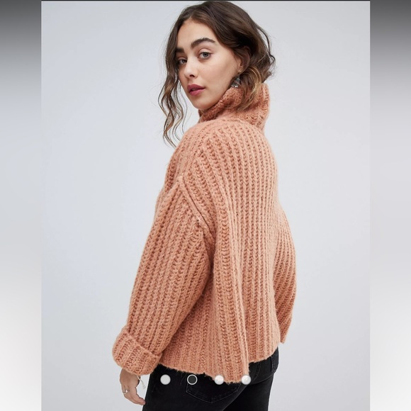 FREE PEOPLE orange Fluffy Fox oversized chunky high neck sweater - Picture 4 of 9